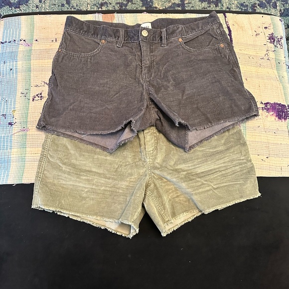 Bundle 2 Pairs Gap Ladies Cord Shorts - Picture 5 of 12